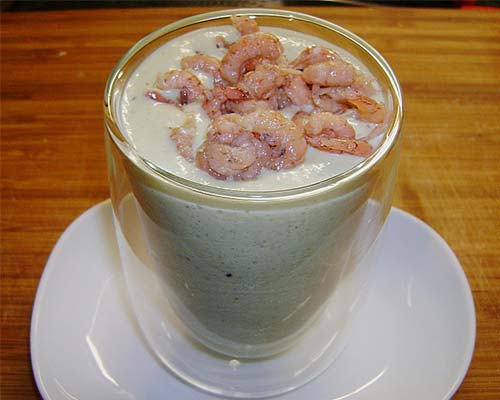 Avokado-ogurechnyj sup